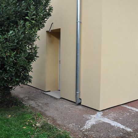 2 Pieces Renove En Rez-De-Chaussee Proche De La Gare Bourg-en-Bresse Extérieur photo
